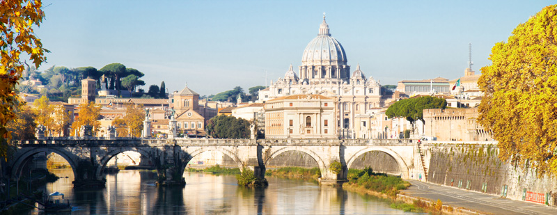 Sint-Pietersbasiliek in Rome met brug